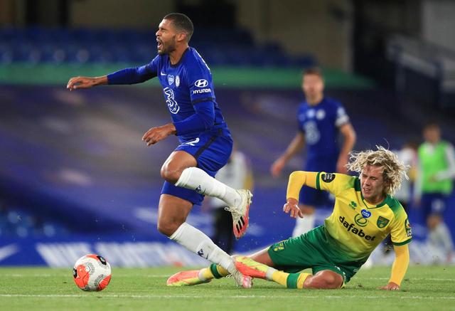 示了她个人 示了她个人