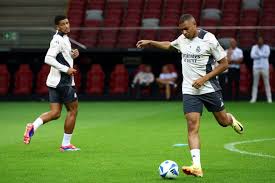 我们期待着 我们期待着